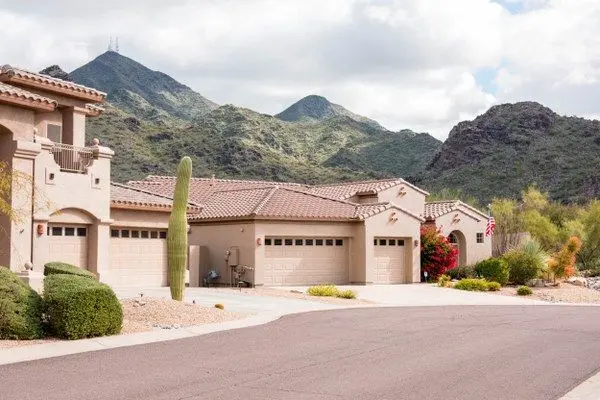 2746-az_pdx_north_scottsdale_0087_600x_cfit